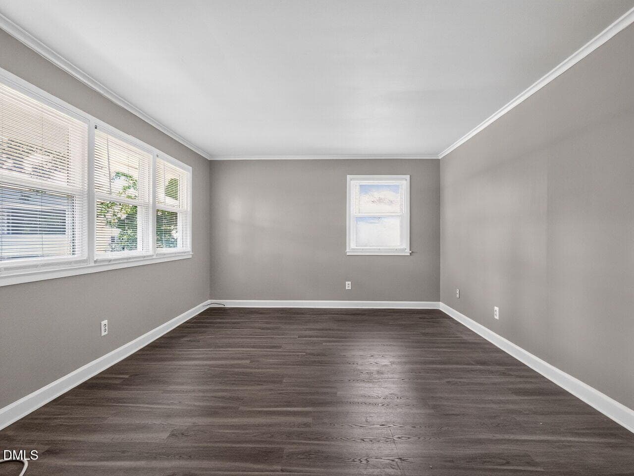005-1280x960-living-room - 813 Daniels C, Raleigh, NC 27605, Raleigh