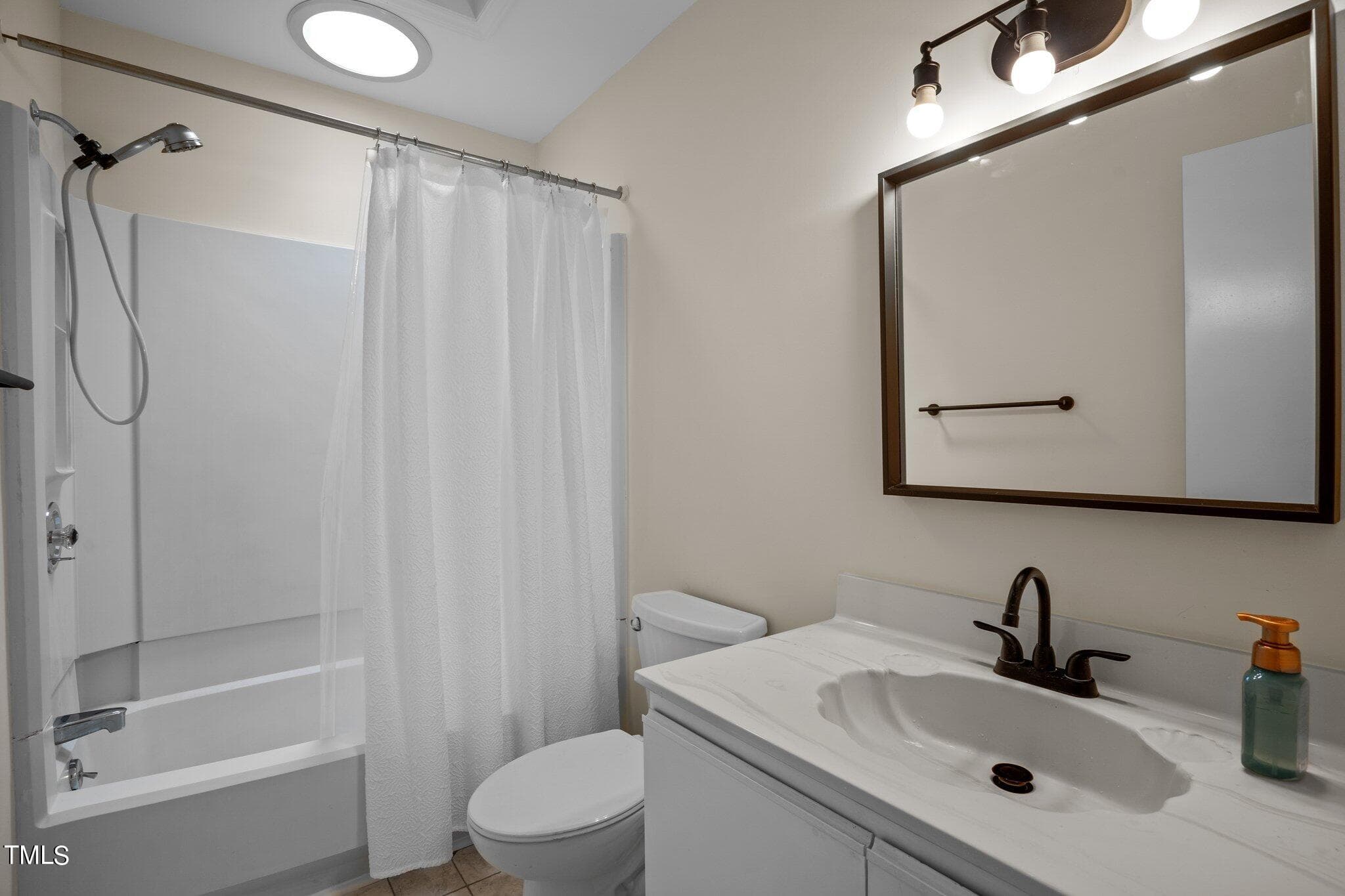 hall bath - 165 Springberry Lane 165, Chapel Hill, NC 27517, Chapel Hill
