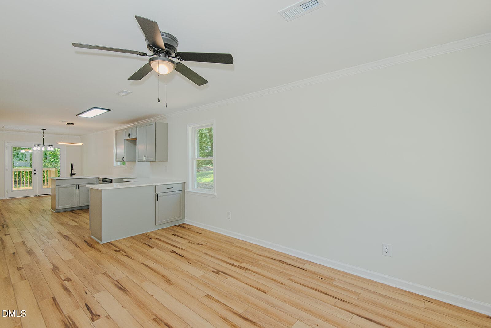 _MGP3427 - 404 Walker Avenue, Graham, NC 27253