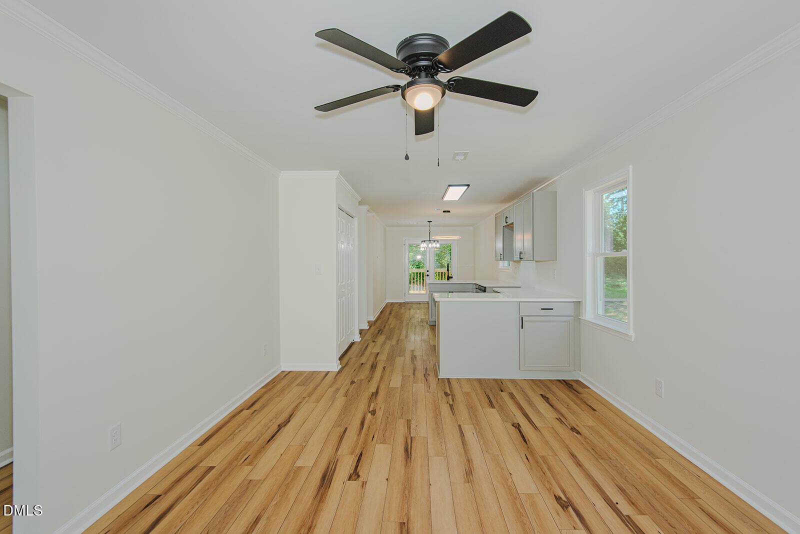 _MGP3428 - 404 Walker Avenue, Graham, NC 27253