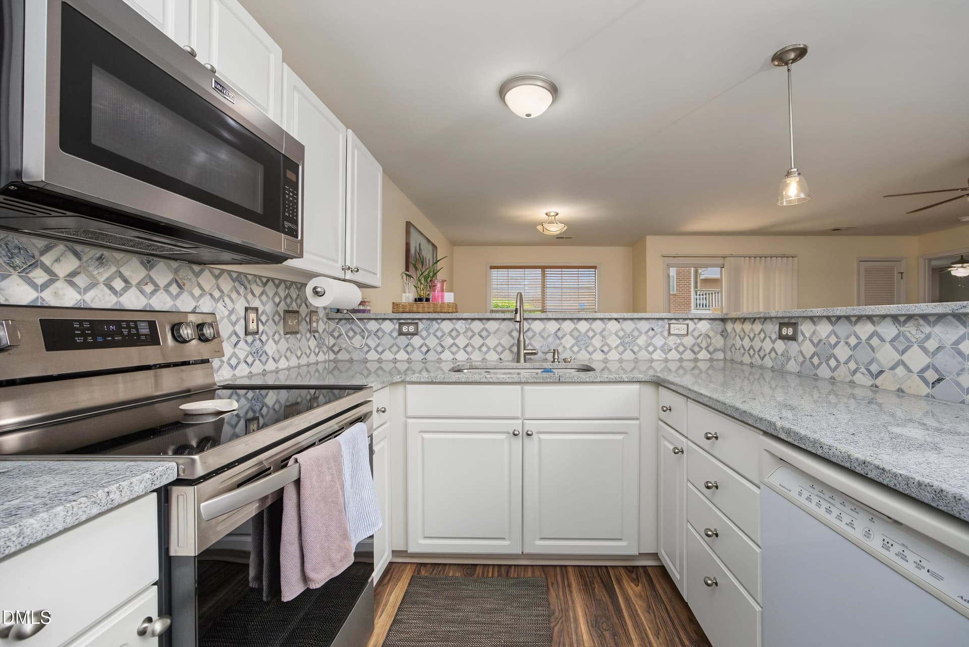 10Kitchen - 1112 Renshaw Court, Cary, NC 27518