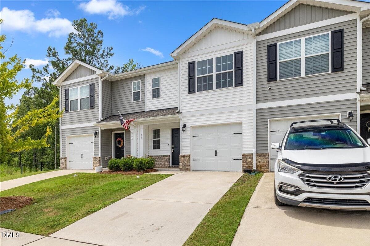 02-38 March Crk Dr - 38 March Creek Drive, Fuquay Varina, NC 27526