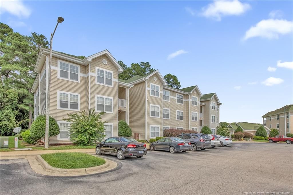 Photo 3 - 3342 Harbour Pointe Place 9, Fayetteville, NC 28314, Fayetteville