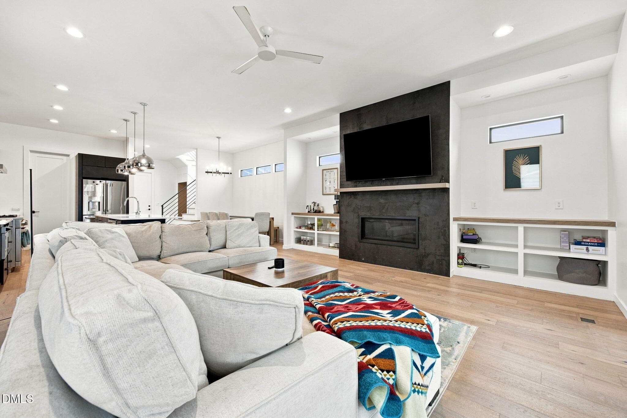 23-web-or-mls-IMG_6802 - 907 N State Street, Raleigh, NC 27604, Raleigh