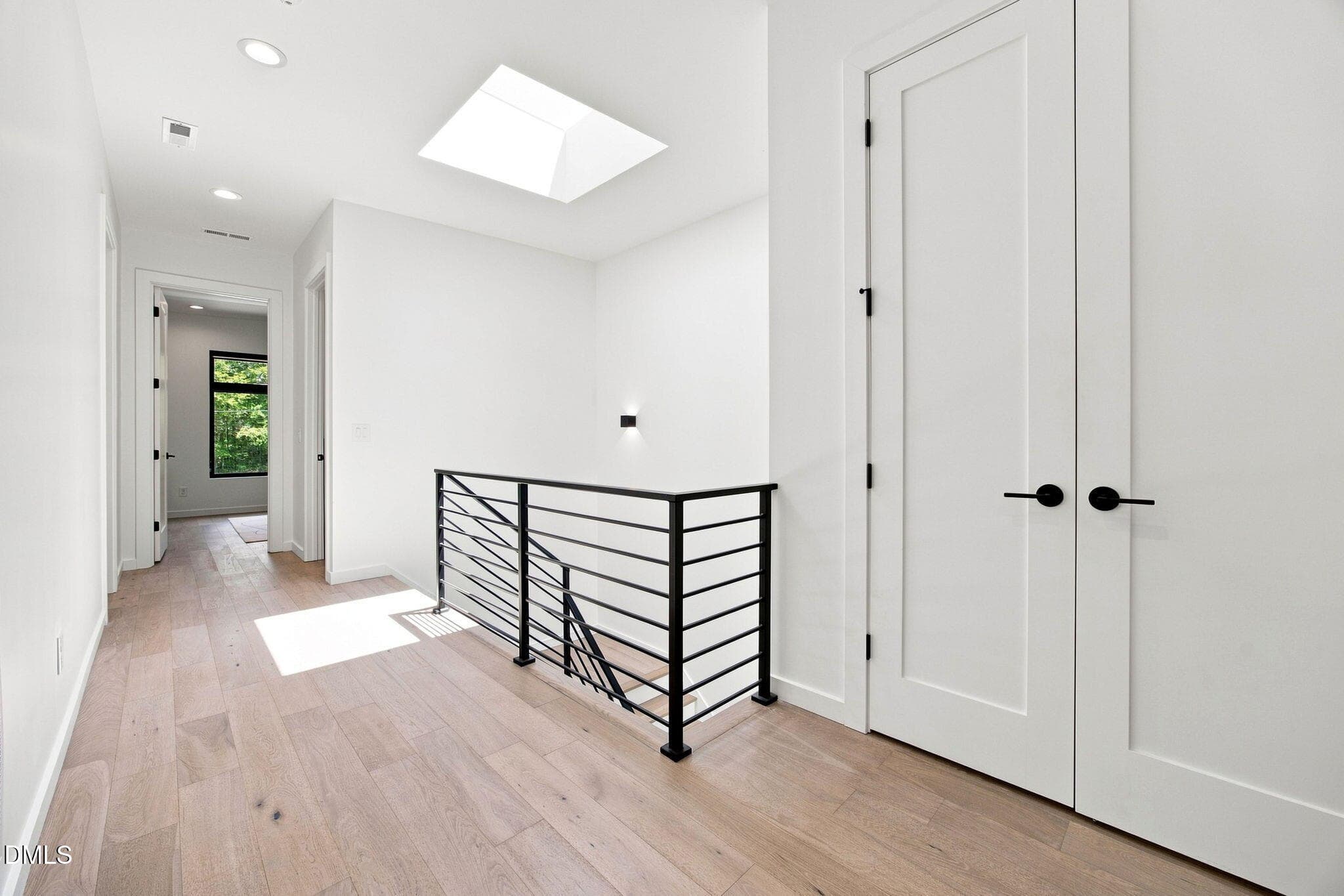 42-web-or-mls-IMG_6895 - 907 N State Street, Raleigh, NC 27604, Raleigh