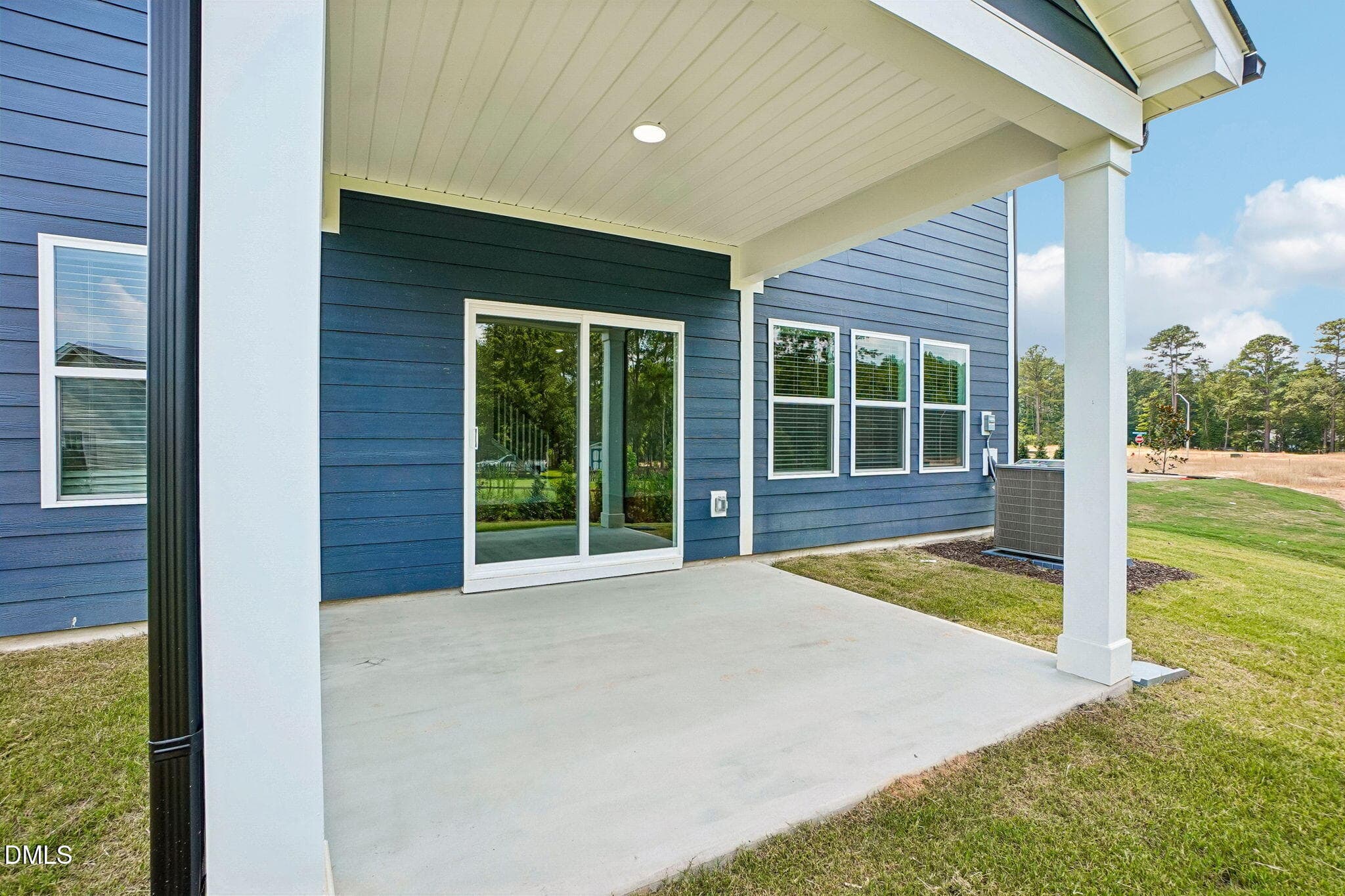 41-web-or-mls-Raleigh - Country Lane ser - 141 Gilded Eagle Avenue, Clayton, NC 27520, Clayton