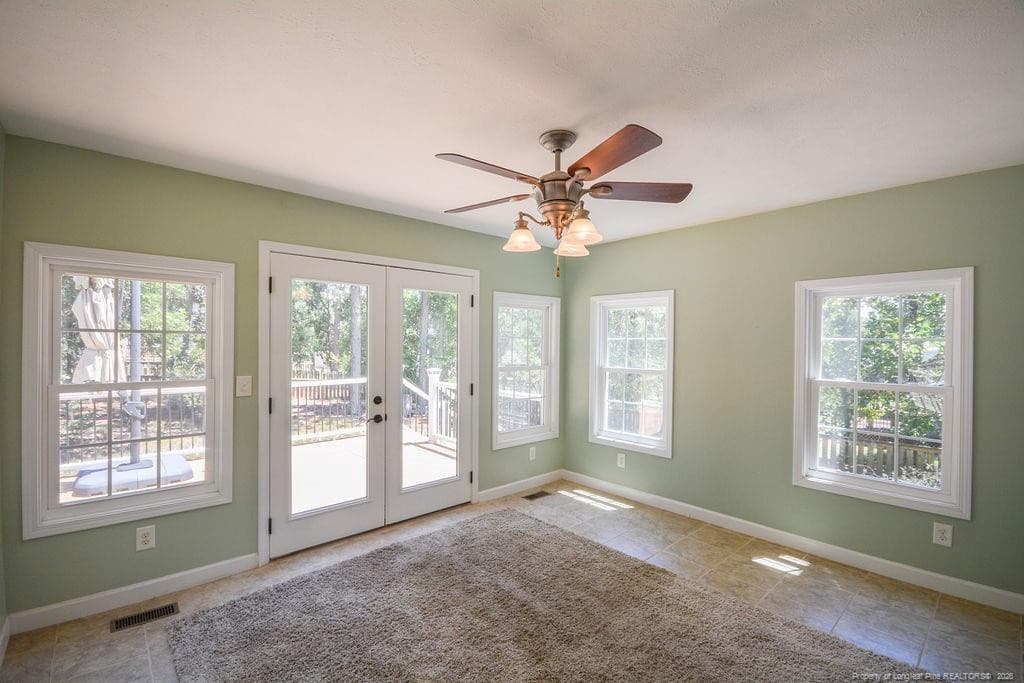 Sunroom - 76 Clearwater Harbour, Sanford, NC 27332