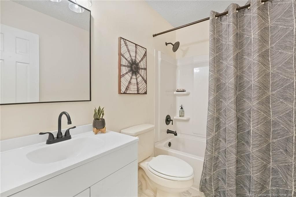 Photo 17 - 1610 Irwin Circle, Fayetteville, NC 28303