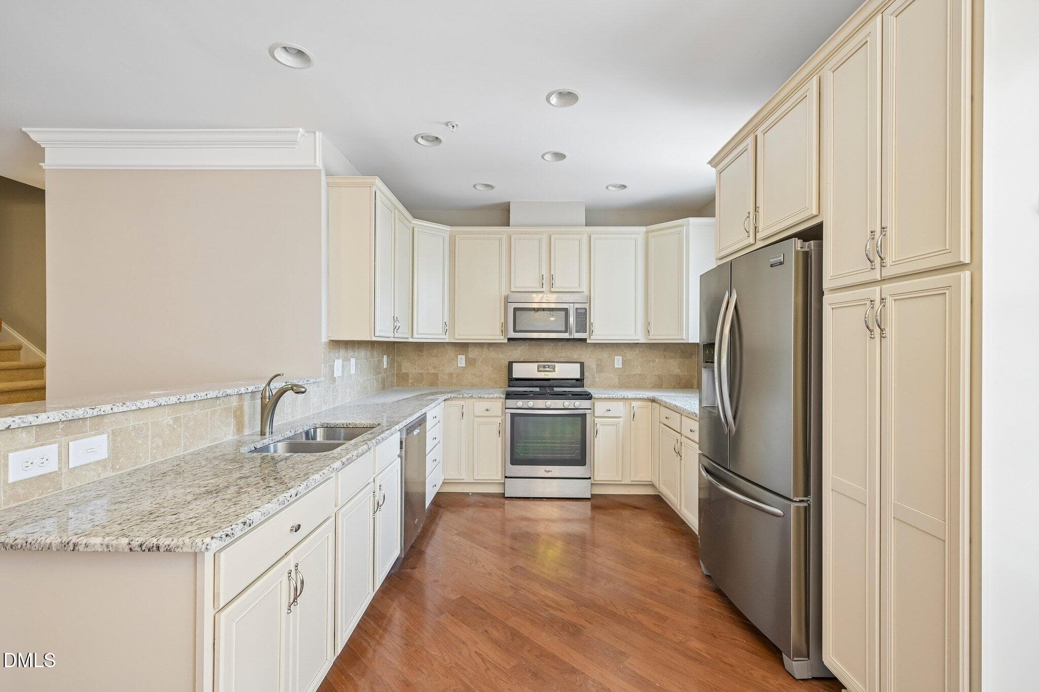 18-web-or-mls-Sablewood Dr 112-S3107-018 - 10510 Sablewood Drive 112, Raleigh, NC 27617, Raleigh