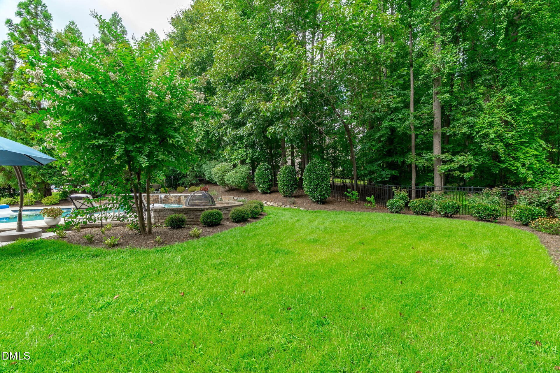 Lush and Lighted Landscaping - 200 Middle Creek Park Avenue, Apex, NC 27539