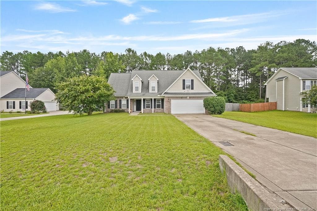 Photo 2 - 6621 Hillbrook Road, Hope Mills, NC 28348