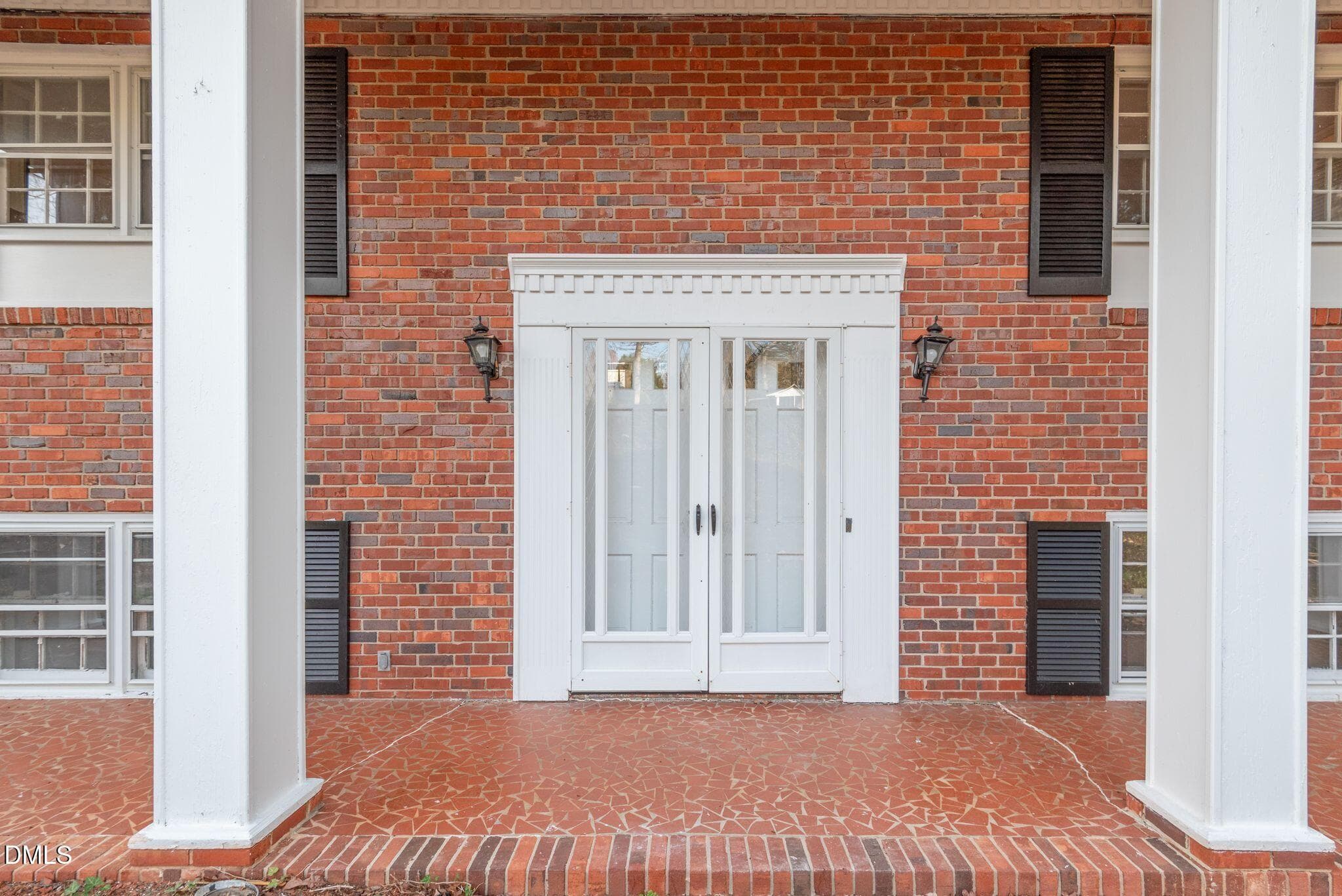 624 Brentwood Court, Winston-Salem, NC 27104