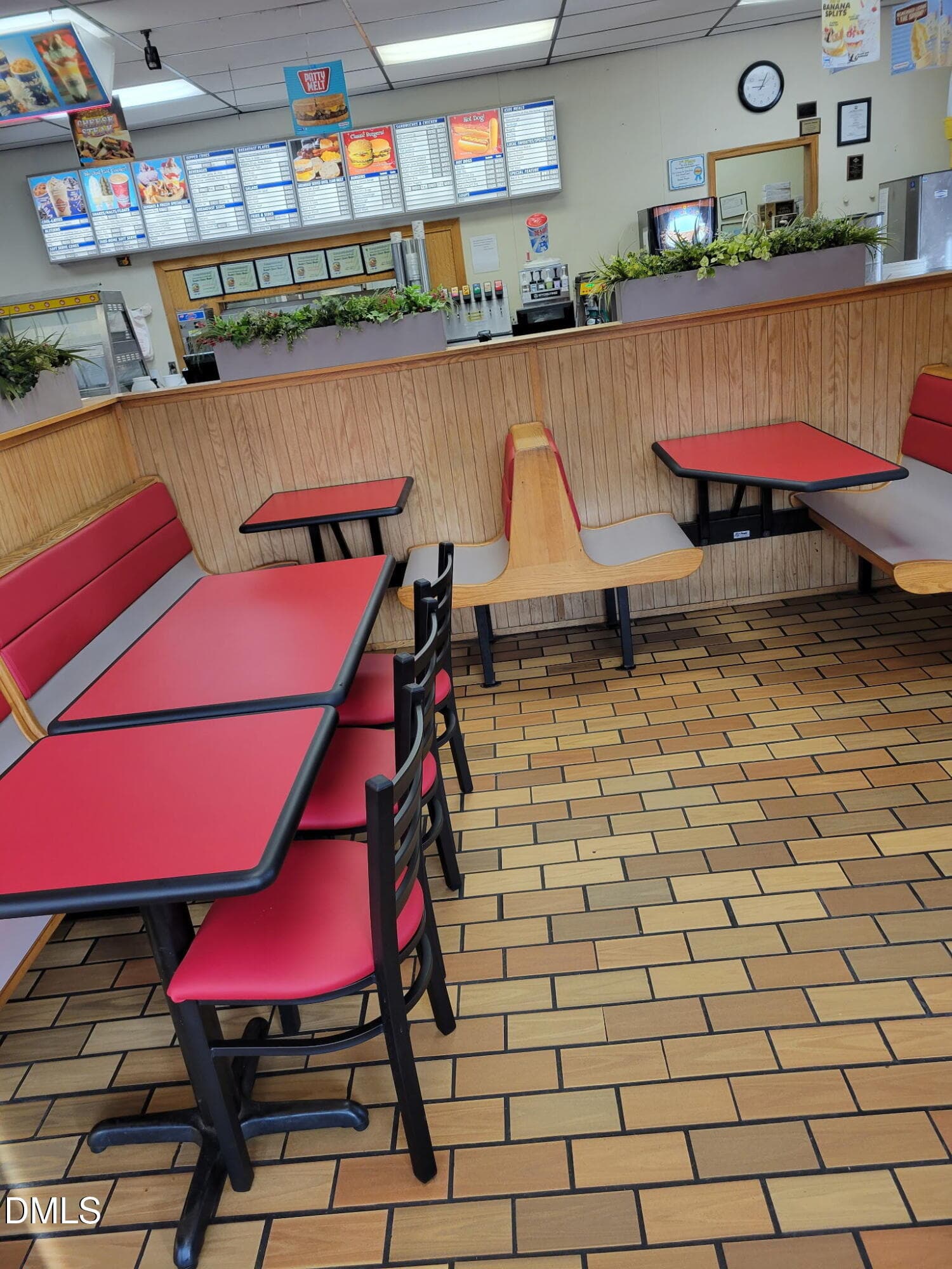 7509672377199474194 - 104 W 2nd Street, Chase City, VA 23924, Chase City