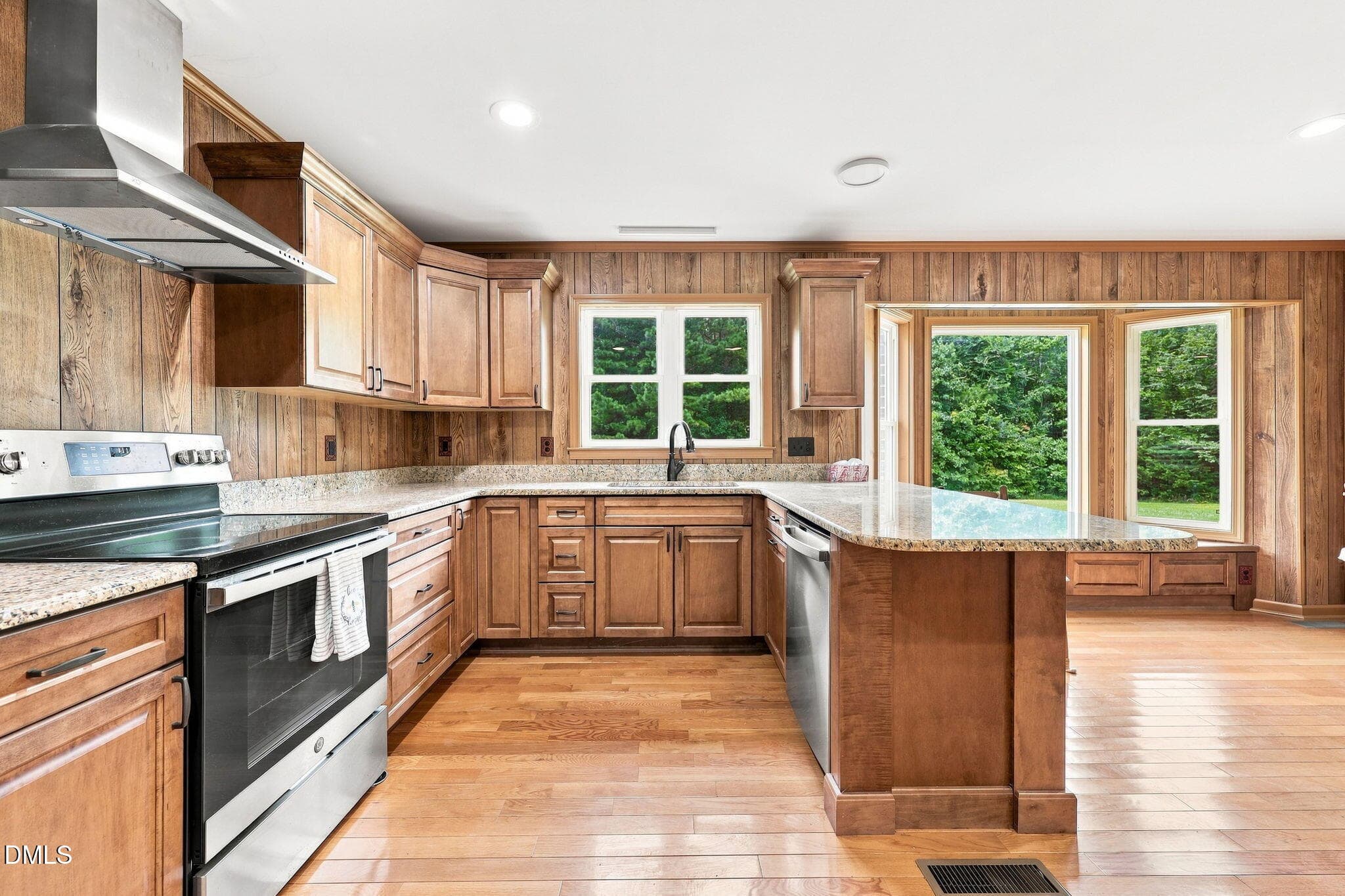 25-web-or-mls-IMG_2900 - 2052 Kennedy Road, Thomasville, NC 27360, Thomasville
