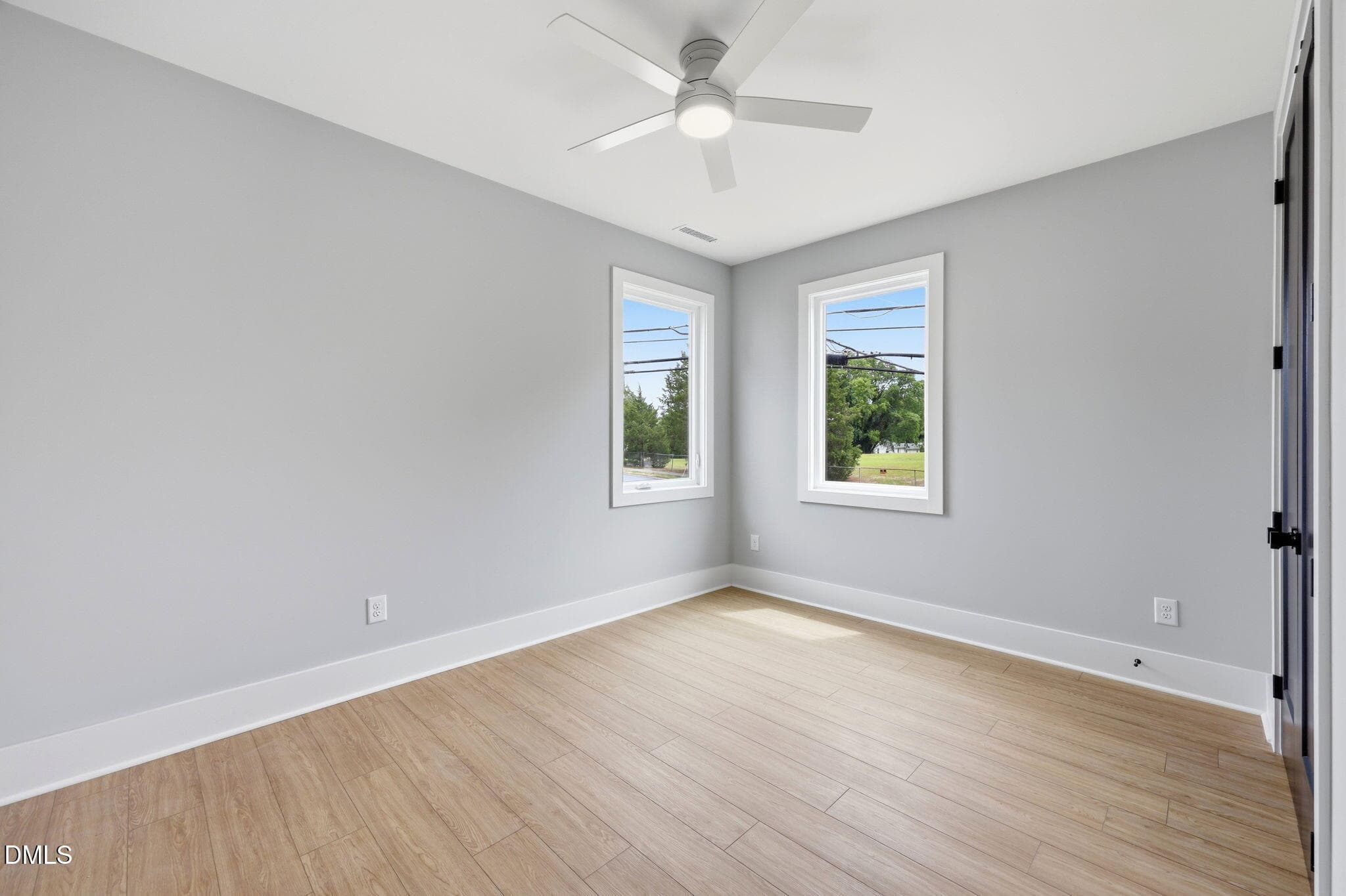 55-web-or-mls-IMG_4160 - 521 Coleman Street, Raleigh, NC 27610, Raleigh