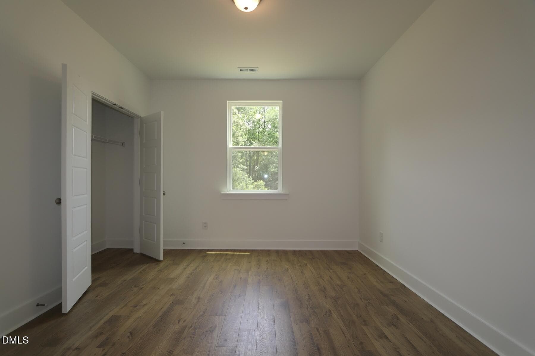 Flex Room - 144 Golfview Avenue, Benson, NC 27504