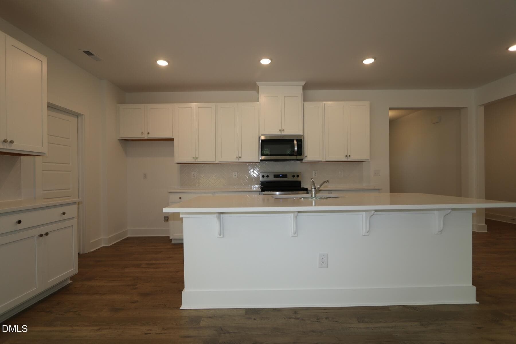 Kitchen - 144 Golfview Avenue, Benson, NC 27504
