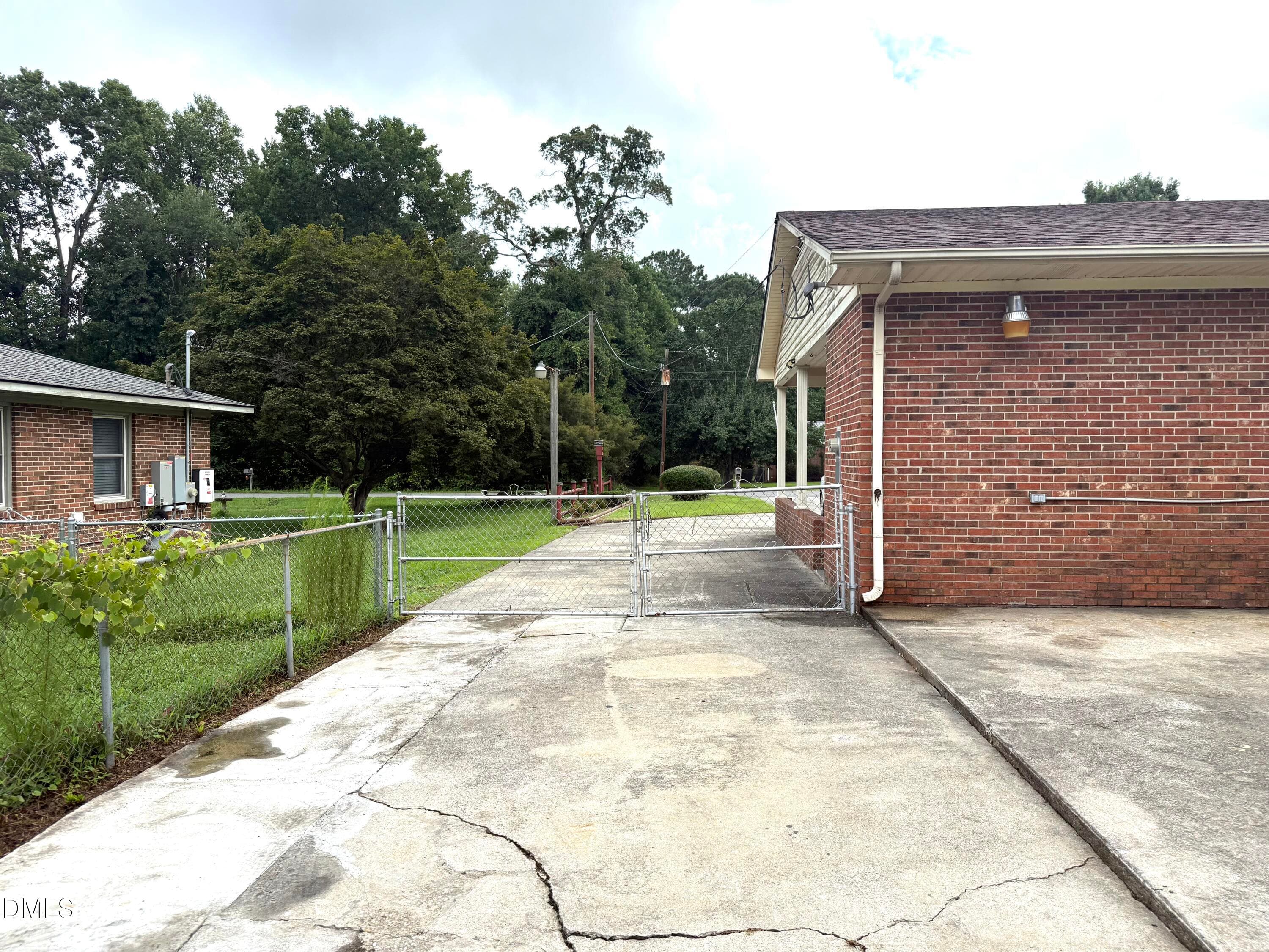 Back yard - 2248 Longleaf Pine Drive, Kinston, NC 28504