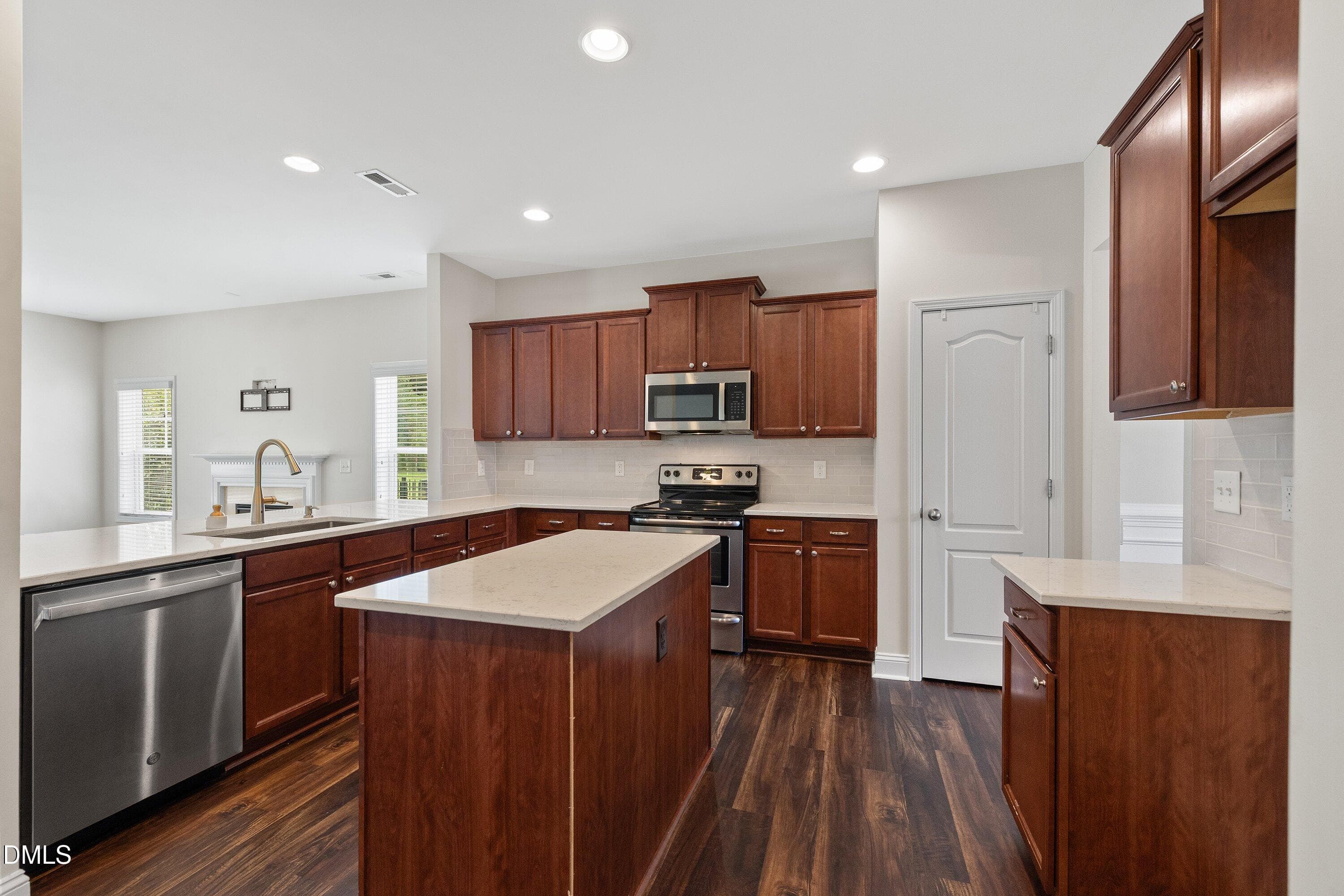 11-3433 Grosbeak Way_4139 - 3433 Grosbeak Way, Raleigh, NC 27616, Raleigh