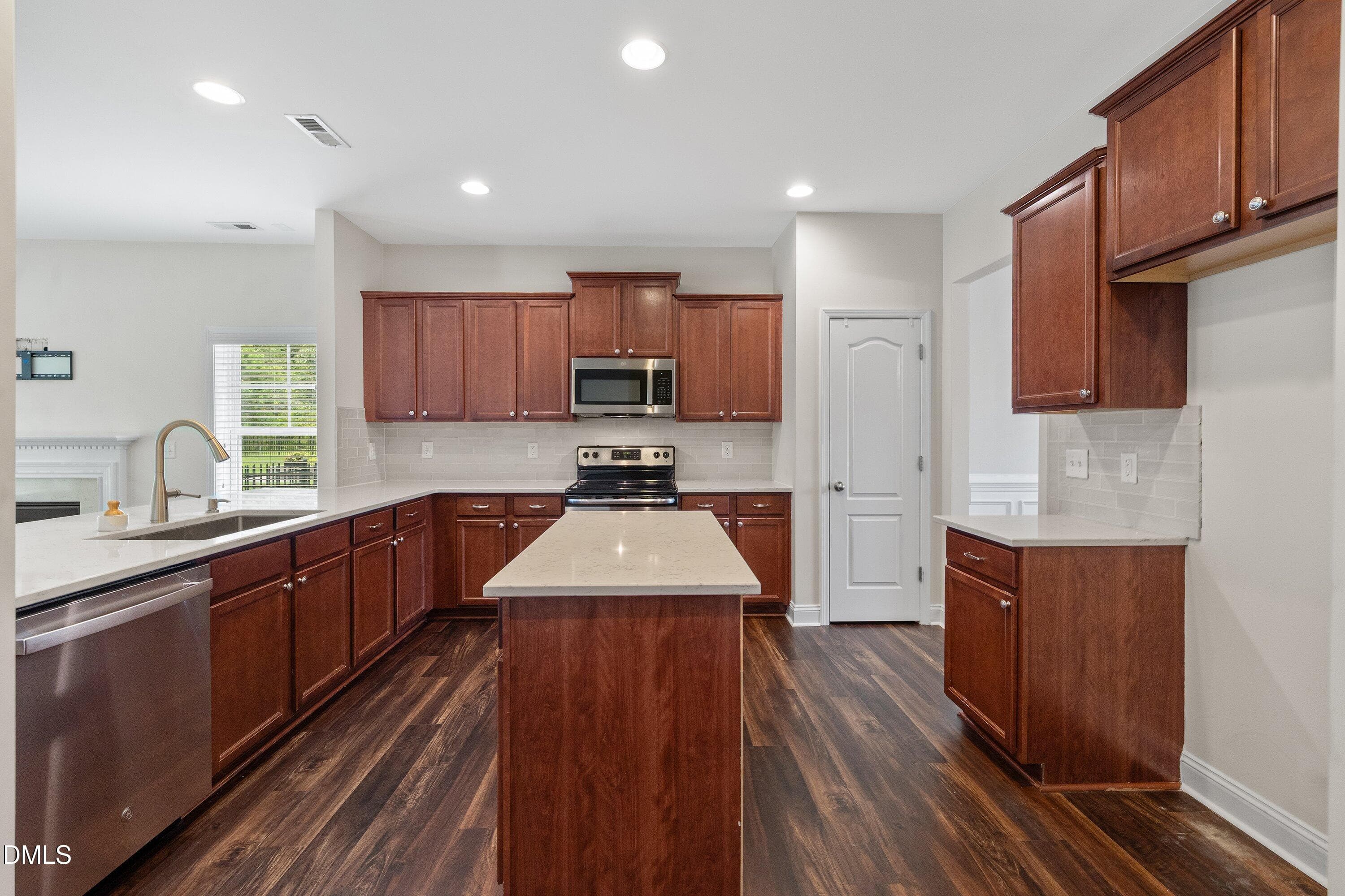 12-3433 Grosbeak Way_4144 - 3433 Grosbeak Way, Raleigh, NC 27616, Raleigh