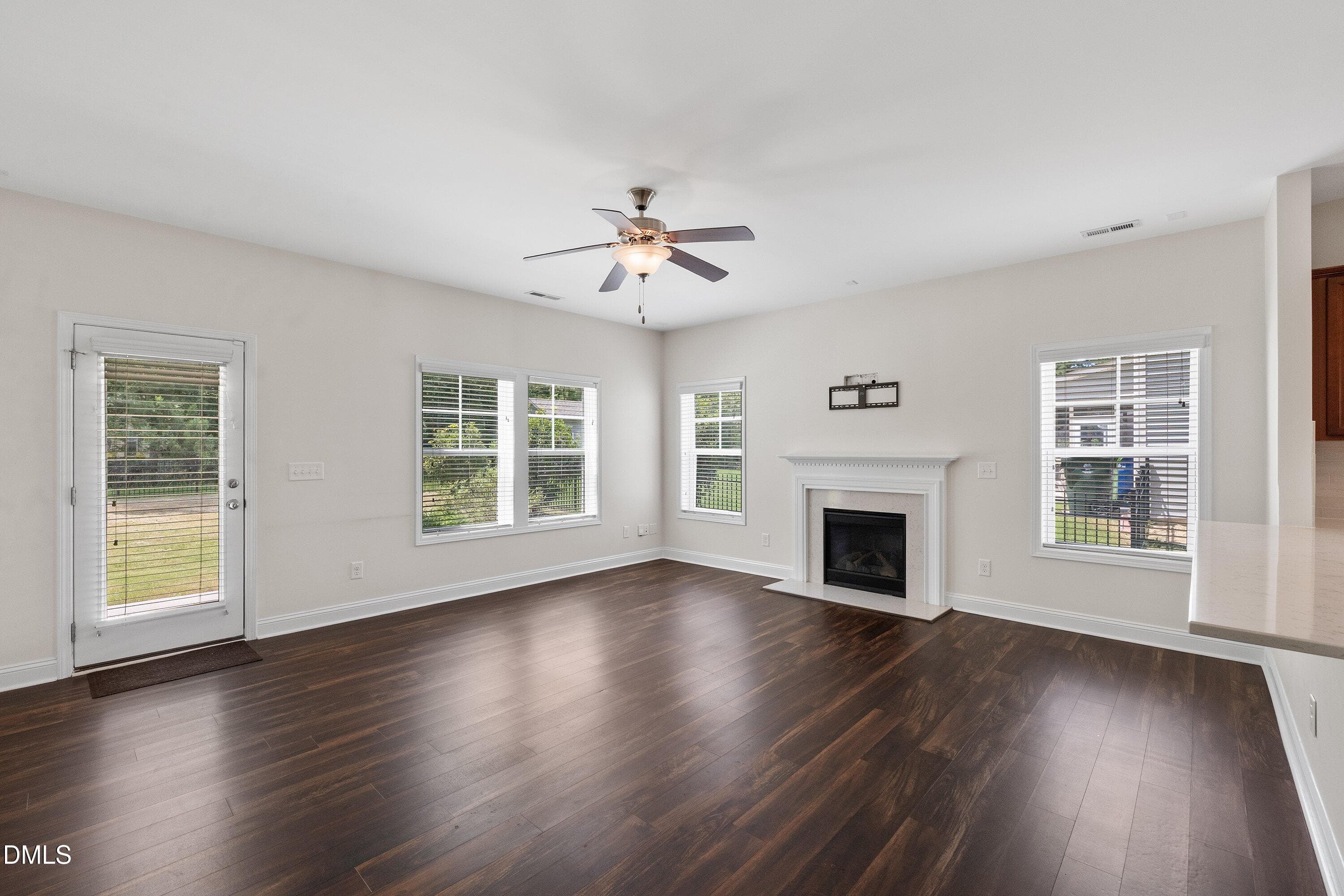 19-3433 Grosbeak Way_4179 - 3433 Grosbeak Way, Raleigh, NC 27616, Raleigh