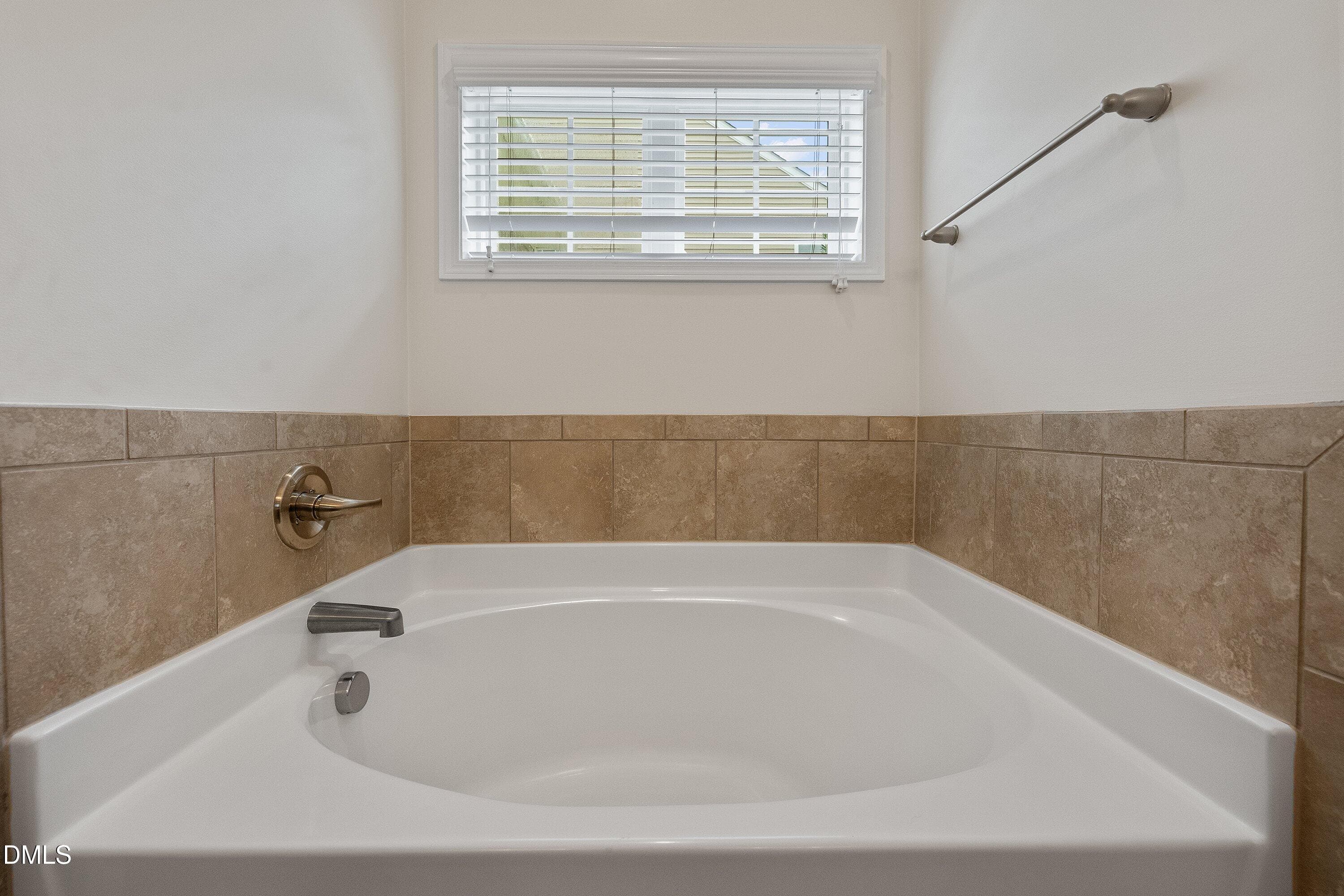 25-3433 Grosbeak Way_4214 - 3433 Grosbeak Way, Raleigh, NC 27616, Raleigh