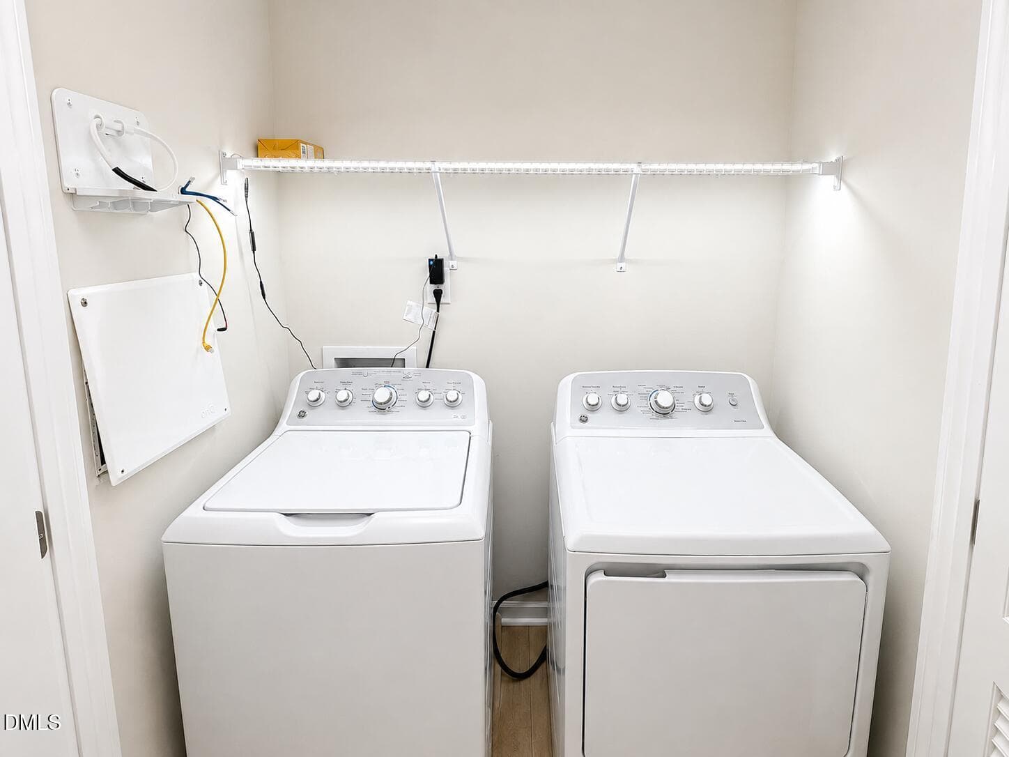 Laundry - 6858 Tarik Lane, Raleigh, NC 27610, Raleigh