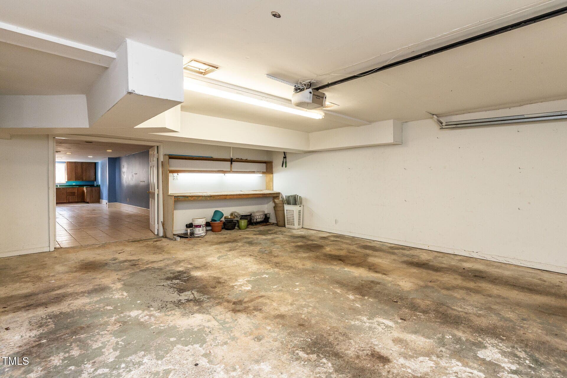 035-1920x1080-garage - 501 Queensferry Road, Cary, NC 27511