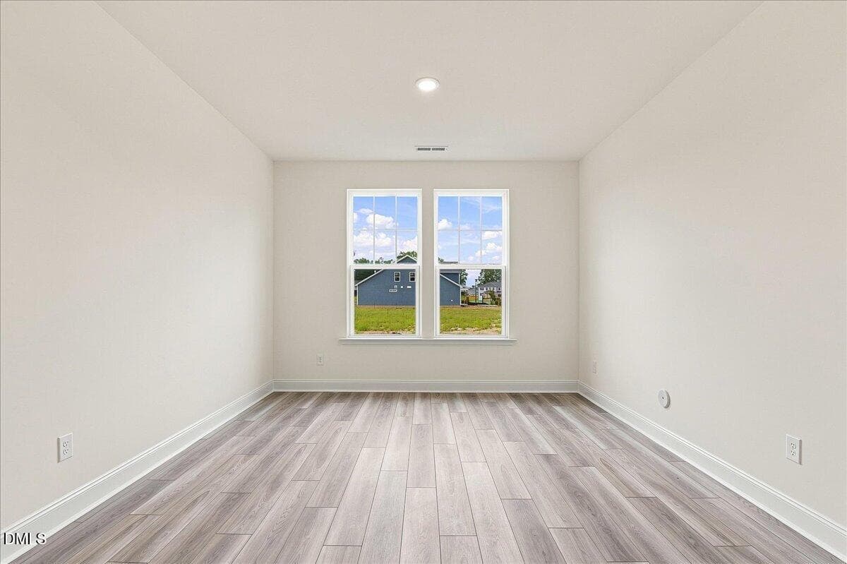 dining area - 1420 Green Cypress Drive, Zebulon, NC 27597