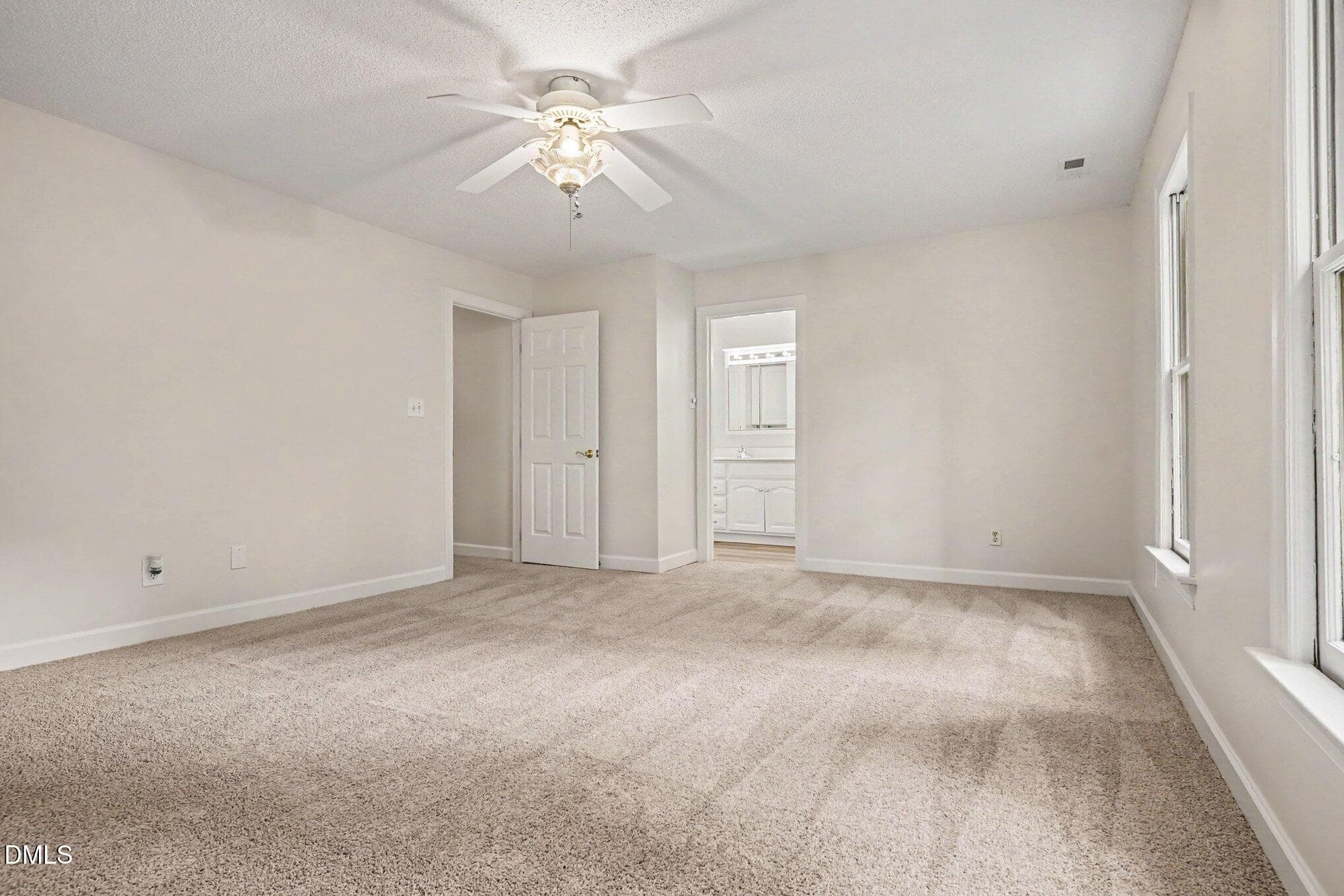018_file_3933 - 1304 Hampshire Court, Raleigh, NC 27612, Raleigh