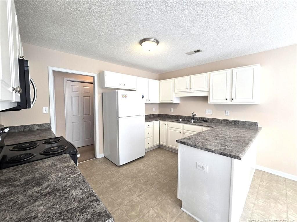 Photo 10 - 1478 Oldstead Drive, Fayetteville, NC 28306, Fayetteville