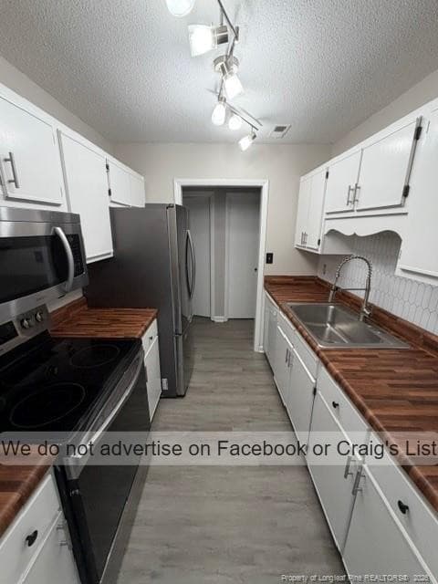 Photo 4 - 209 Eppingdale Drive, Spring Lake, NC 28390