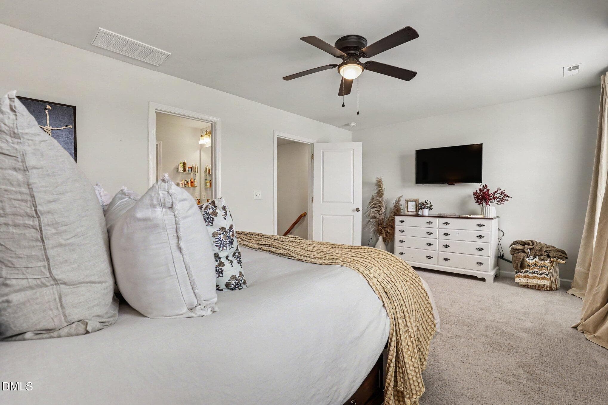 019_file_7625 - 6015 Kayton Street, Raleigh, NC 27616, Raleigh