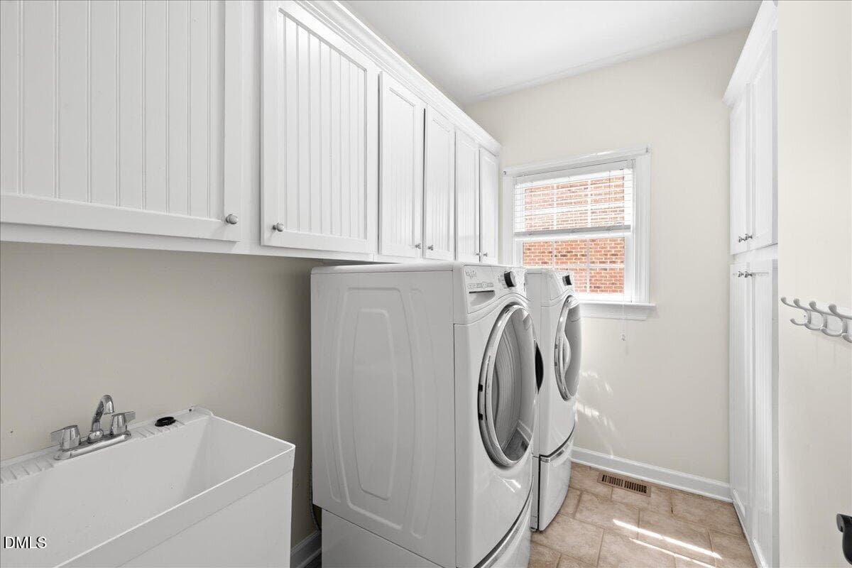 Laundry Room - 12225 Dunard Street, Raleigh, NC 27614, Raleigh