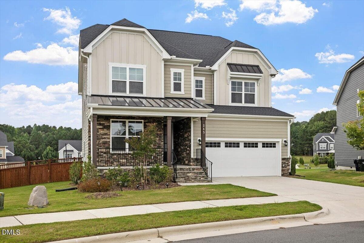 02-245 N Crest Dr [3285168]_08062026_02 - 245 N Crest Drive, Chapel Hill, NC 27517, Chapel Hill