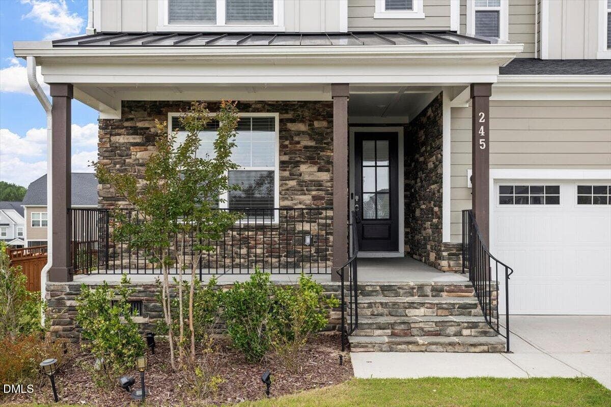 04-245 N Crest Dr [3285168]_08062026_04 - 245 N Crest Drive, Chapel Hill, NC 27517, Chapel Hill
