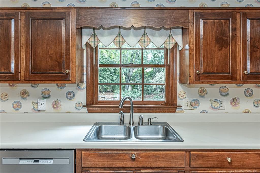 Photo 15 - 3508 Edgeside Court, Fayetteville, NC 28303, Fayetteville