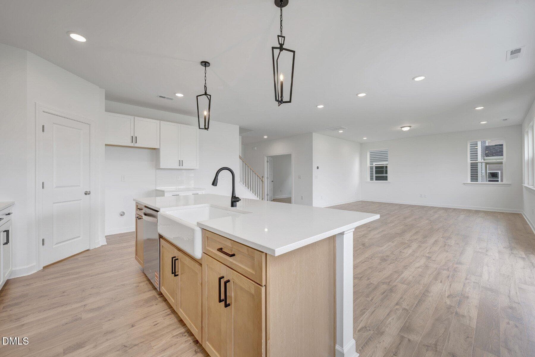 [L327_z011]none11 - 260 Yellow River Way, Garner, NC 27529