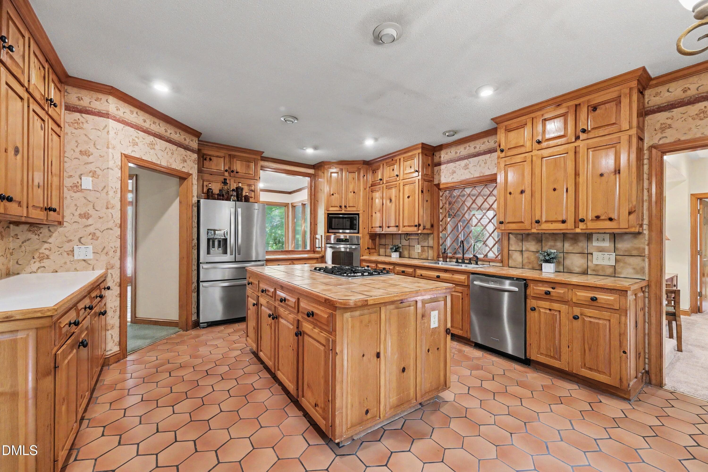 Kitchen - 9921 Waterview Road, Raleigh, NC 27615, Raleigh