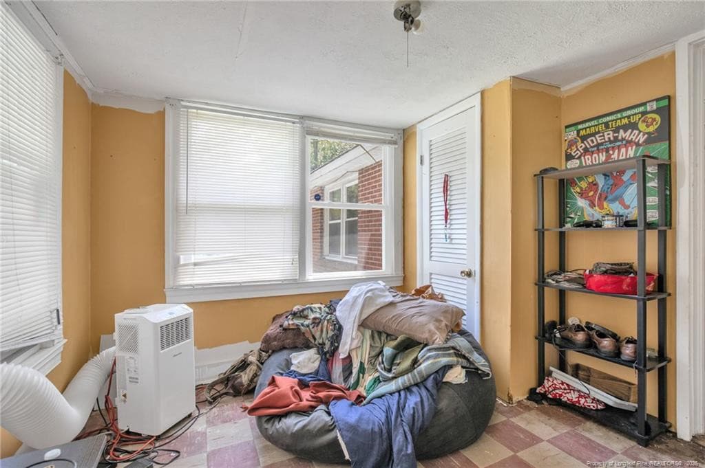 Photo 12 - 318 N Elm Street N, Maxton, NC 28364
