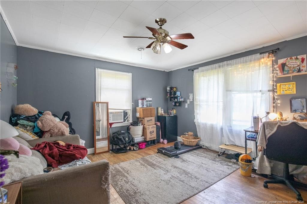 Photo 15 - 318 N Elm Street N, Maxton, NC 28364