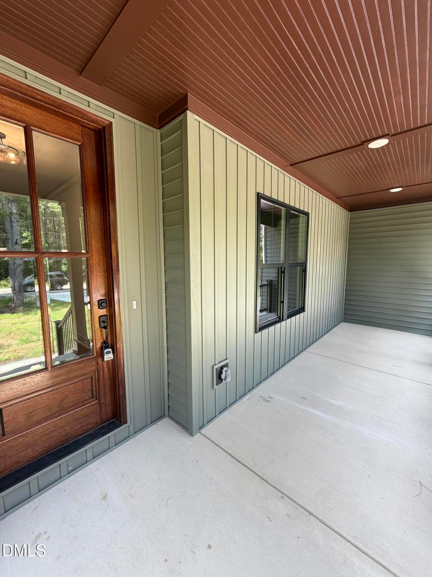 Front Porch - 50 Heritage Trail, Zebulon, NC 27597