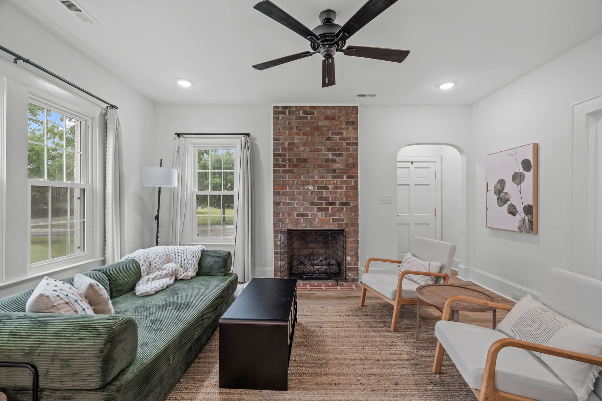A (6 of 22).jpg - 602 W Main Street, Benson, NC 27504