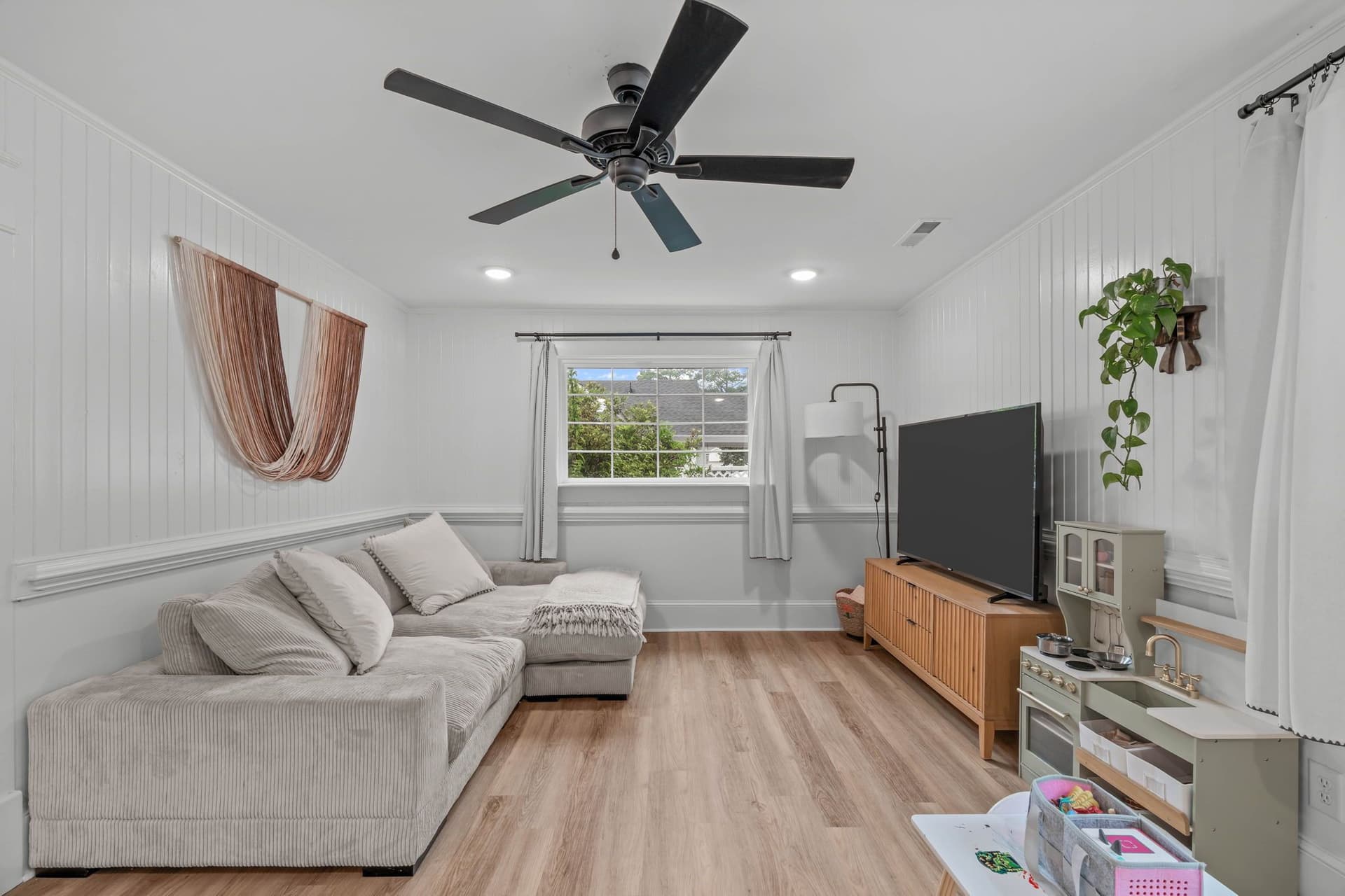 A (18 of 22).jpg - 602 W Main Street, Benson, NC 27504