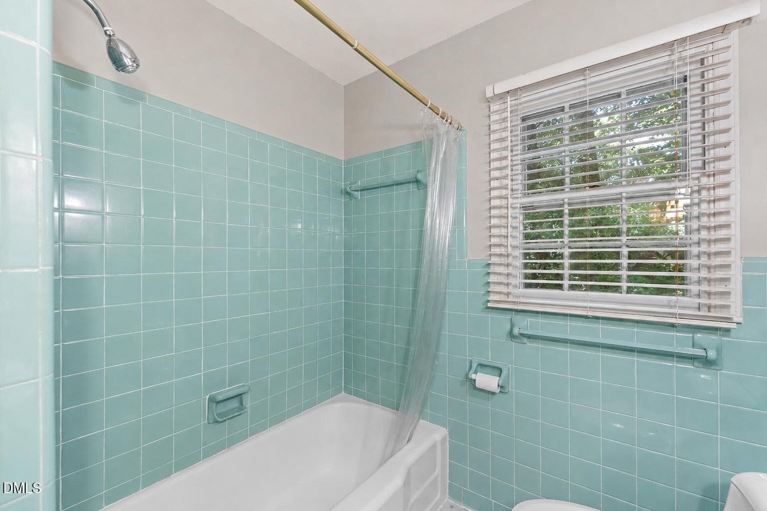 Bath - 2802 Devon Road, Durham, NC 27707, Durham