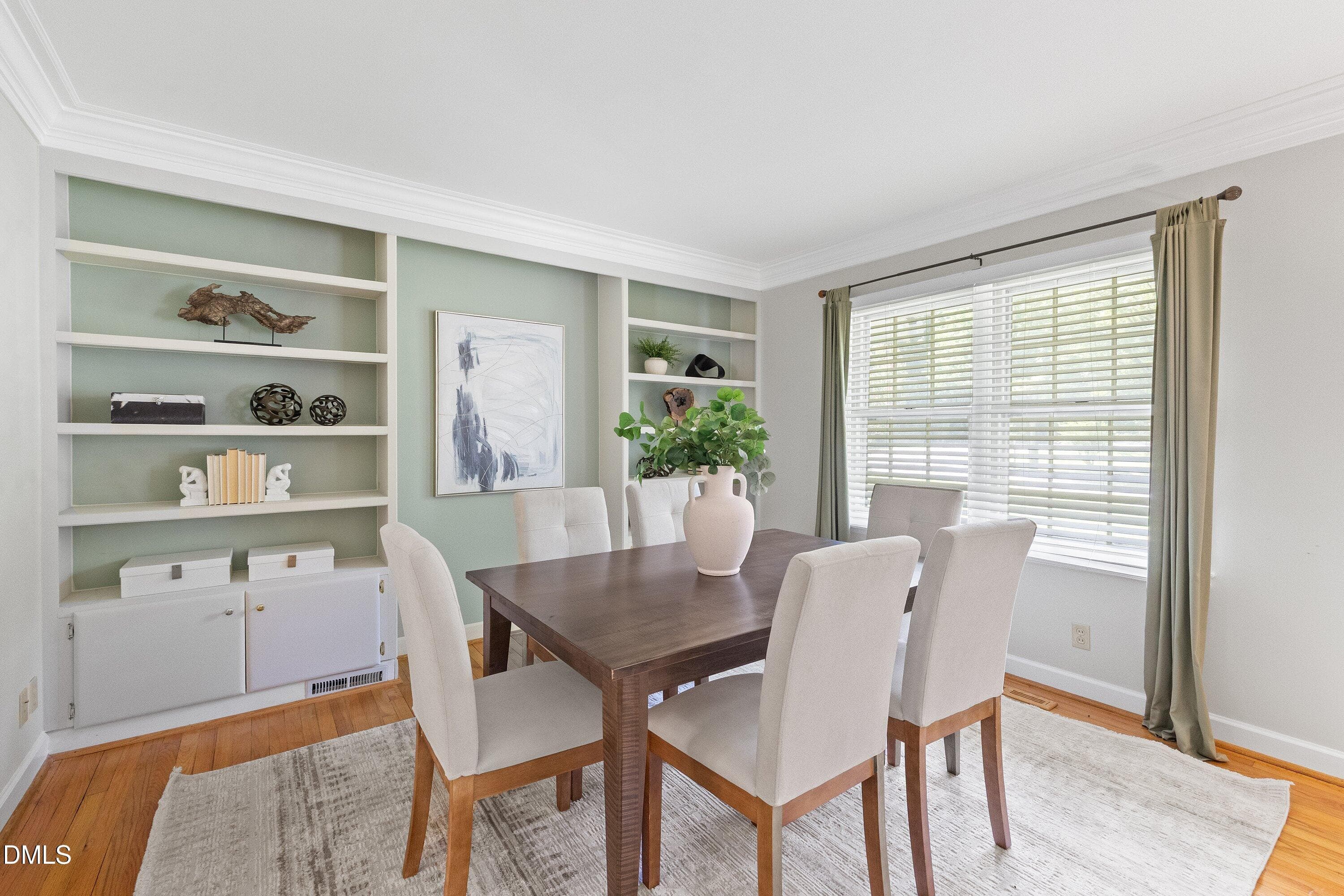 Dining - 2802 Devon Road, Durham, NC 27707, Durham
