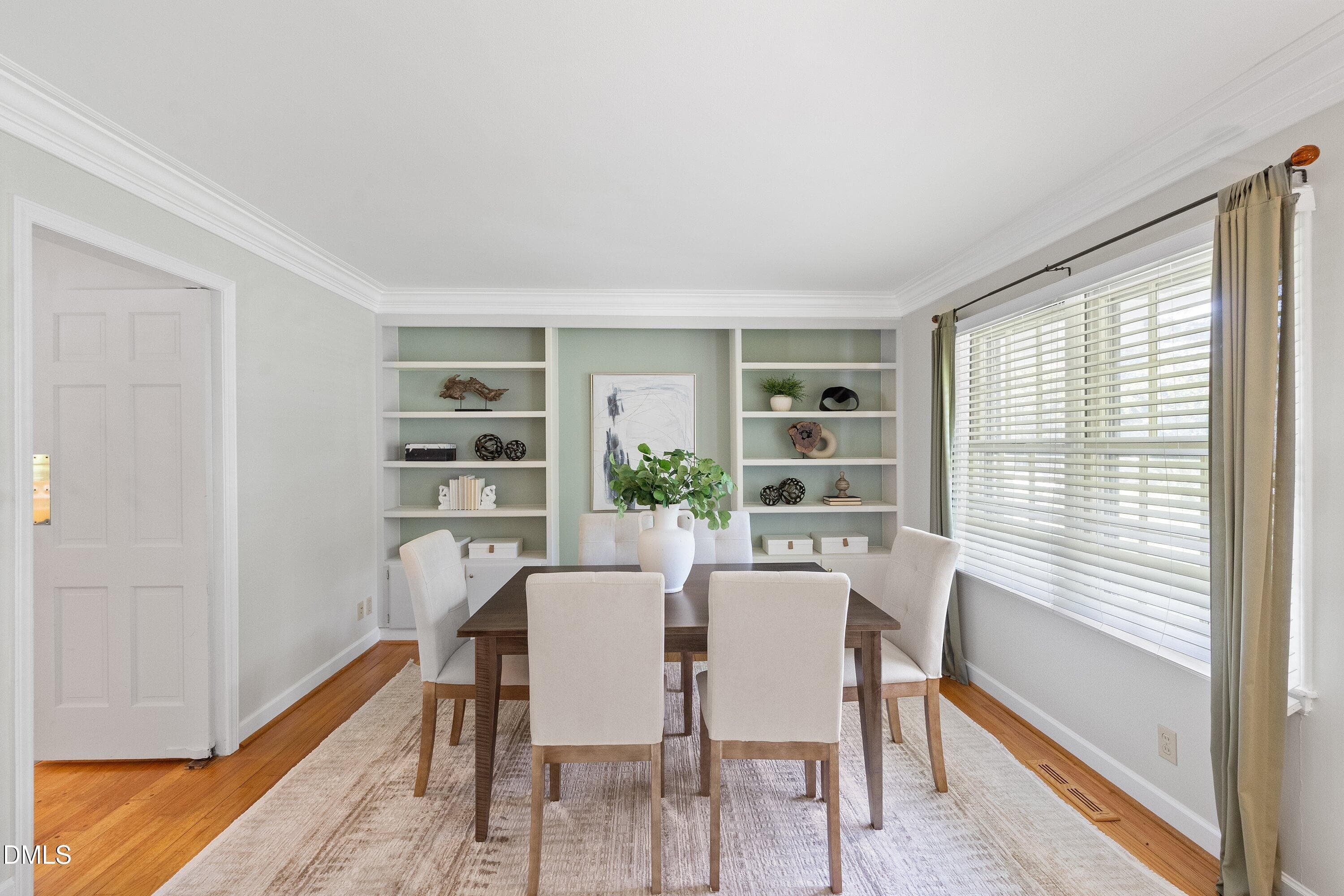 Dining - 2802 Devon Road, Durham, NC 27707, Durham
