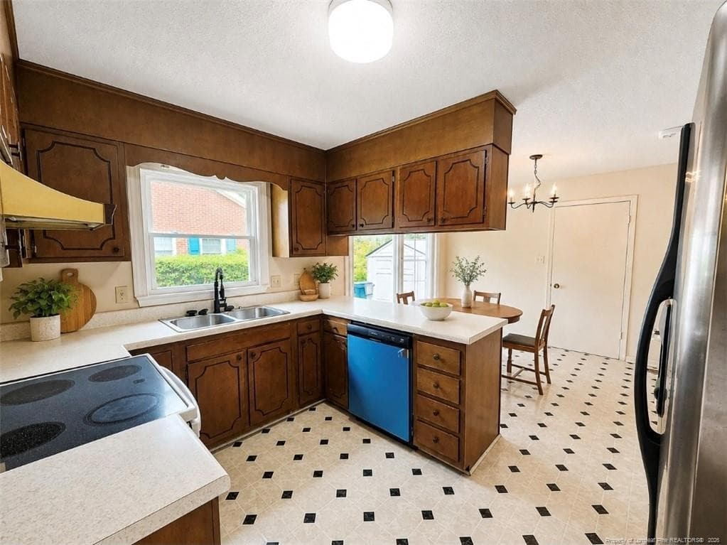 Digital staging - 2331 Colgate Drive, Fayetteville, NC 28304, Fayetteville