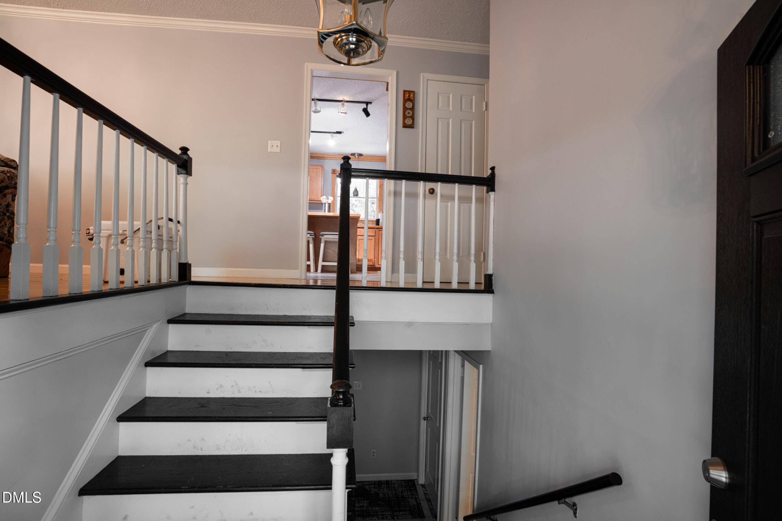 03_Split_Foyer_Entry - 1008 E Millbrook Road, Raleigh, NC 27609, Raleigh