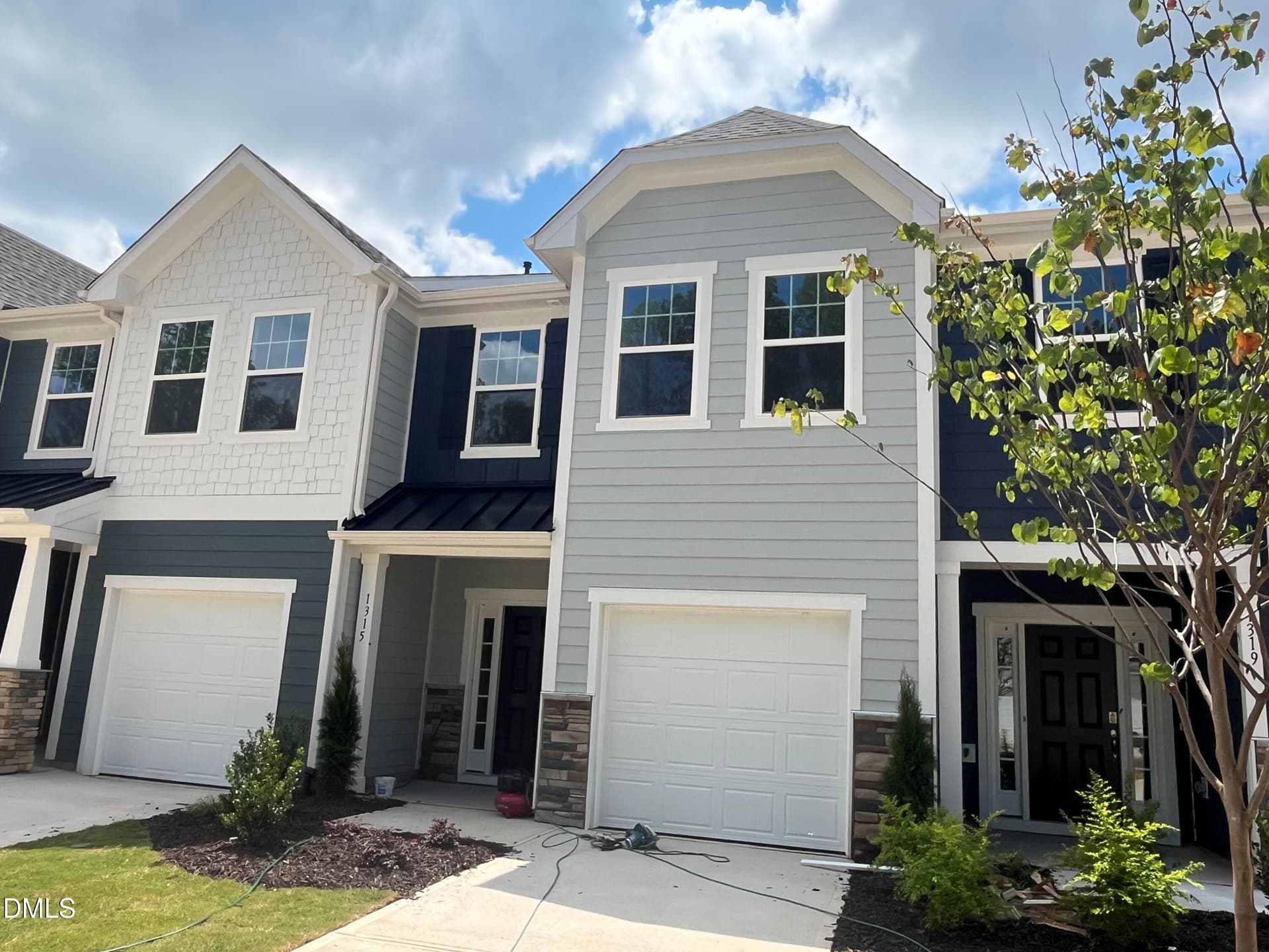 Covered front porch - 1315 Hammond Drive, Mebane, NC 27302